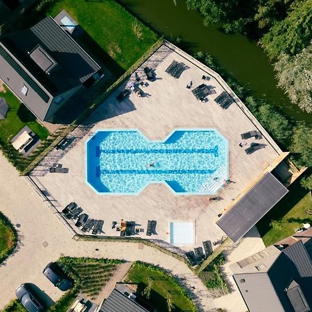 Bungalow 40 Op Recreatiepark De Wielen Sint Maarten Eksteriør billede